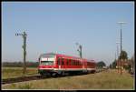 Ein VT628 bei der Ausfahrt aus T�ssling, 9. September 2009. ...