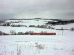 628248 f�hrt von Bad Steben kommend den K�ditzer Berg umschl�ngend ...