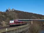 3x 628 am 6. April 2010 unter der Ruine Kasselburg ...