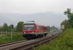 br-628-----928--629 Relativ tr�b begann der 08. Mai 2010, als der Ludwigshafener 628 212 als RB 18525 von Neustadt (Weinstra�e) nach Karlsruhe aus dem Haltepunkt von Edesheim beschleunigte. Im Hintergrund ist der Pf�lzer Wald zu erkennen, das gr��te zusammenh�ngende Waldgebiet in Deutschland.