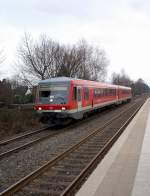 Der 628/469 am Haltepunkt ...  Andreas Strobel 26.02.2011