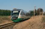 VT10 der Vogtlandbahn unterwegs bei Langenbuch als VBG82134 am 04.11.2003. ...