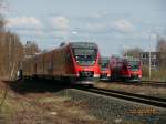 Mit Zugfolge Versp�tung von plus 5 min f�hrt nun der ...