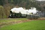 br-671 Dampflok 671 bei der R�ckfahrt von K�flach nach Graz.Anlass f�r diese Fahrt war die Jubil�umsausstellung 'Kohle,Dampf & Schiene - 150 Jahre GKB' in K�flach.
Krottendorf-Gaisfeld 10.04.2010