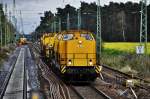 710 964 und eine Schwesterlok durchfahren am 14.10.09 mit einer ... 710 964 und eine Schwesterlok durchfahren am 14.10.09 mit einer ...