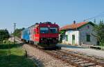 br-7122 Jursici, am 11.07.2010. 7122 002 ist nach Pula unterwegs.