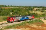 7122 008 wird am 23.05.2010 den Bahnhof Vodnijan in K�rze ...