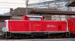 714 014 mit Tunnelrettungszug in Kassel Hbf, 27.2.09.  ...