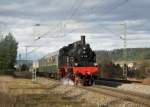 BR 75 75 1118 der UEF mit dem DPE 33955 (Rottweil-Spaichingen) am 28. Oktober 2009 bei Neufra.