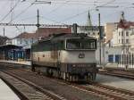 Die 750 160 am 04.04.2010 bei einer Rangierfahrt in �st� ...