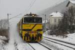 BR 753 753 723-6 bringt am 9.1.2010 einen G�terzug nach Bad Schandau. Hier durchf�hrt sie grade Krippen.