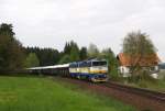 754-059 und 754-029 mit D13250 am 8.05.2010 bei Daberg  ...