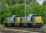7769 und 7754 warten am 07.06.10 im Bahnhof von Athus ...