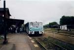 br-771--772-dr-171172-dr-vt-209-ferkeltaxe Ferkeltaxe 972 714 nach Lauterbach,im Mai 1998,im noch nicht umgebauten Bahnhof Putbus.