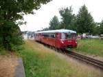 br-771--772-dr-171172-dr-vt-209-ferkeltaxe Einfahrende Ferkeltaxe 172 132 und 172 171 am 24.Juli 2010 in Putbus.