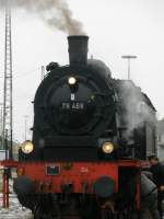  BR 78 468 beim Abschmieren in N�rdlingen 6.1.2010  ...