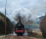 BR 78 78 468 mit dem DPE 91744 (Hausach-Alpirsbach) bei Kirnbach am 21. Februar 2010.