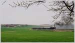 78 618 am 21.4.2010 mit einem Fotopersonenzug von Ried im ...