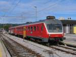 813-101 mit Regionalzug 4287 Jessenice-Koper auf Bahnhof Koper am 7-8-2010. ...