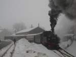 BR 99 Winterdampf in Sch�nheide an einem eiskalten Sonntag morgen. Nun laufen die Vorbereitungen mit 99 582, am 07.02.10
