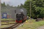 99 7232-4 f�hrt am Abend des 07.06.10 in den Bahnhof ...