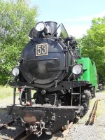 Vorderseite der 40 Tonnen schweren Lok 53 der Br�ltalbahn.  ...