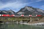Der Glacier-Express mit der ...  J�rgen Walter 04.04.2011