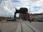 Klappbr�cke im Stralsunder Hafen �ber die das Ausziehgleis vom Stralsunder ...
