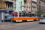 Die Tatra Tram Nr. 2033 in der Innenstadt von Sofia verkehrte am 6.5.2013 
auf der Linie 18.