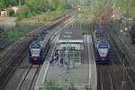 Cantus-Bahn Dieses Bild zeigt, dass auch im Bahnhof Eichenberg hin und wieder mal Leben ist, zumindest, wenn Cantus aus Bebra/Fulda oder Kassel nach G�ttingen und Cantus aus G�ttingen in die Gegenrichtung am Bahnsteig 3/4 halt machen zum Umsteigen. Aufgenommen im Sommer 2009.