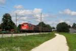 Mit einem kurzen G�terzug ...  Christopher P�tz 24.08.2011