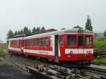 CJ 1000 mm La Traction - Steuerwagen Bt 702 und Triebwagen BDe 601 ex CJ / LEB im Betriebsareal am Tag der offen T�r in Pr� Petitjean am 19.06.2010