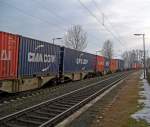 containerzuge Die 'lange Leine' von ES64U2-006 in Singlis, 19.2.010.