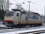 Crossrail 185 581-6 von Crossrail mit 'Ewals Cargo Care' Werbung rangiert in Aachen West.