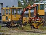 Dieser Gleisbaukran TR 217 (99 86 9281 217-0) stand unweit des Bahnhofes in Aalborg. (Juni 2018)