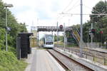 Aarhus Letbane Linie L1 Århus - Ryomgård - Grenå: Kommend von Århus erreicht der Stadler Tango 2106-2206 den Haltepunkt Torsøvej.