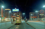 Århus / Aarhus Århus Sporveje (ÅS) SL 1 (Tw 5) Banegårdspladsen / Århus H (: Aarhus Hauptbahnhof) am 6. November 1971, dem letzten Betriebstag der beiden Straßenbahnlinien der ÅS. - Scan eines Farbnegativs. Film: Kodak Kodacolor X. Kamera: Kodak Retina Automatic II. 