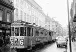 København / Kopenhagen Københavns Sporveje (KS) SL 6 (Tw 598 + Bw 15xx) Stadtzentrum, Bredgade im September 1968. - Scan von einem S/W-Negativ. Film: Ilford FP3.