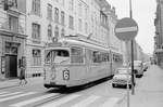 København / Kopenhagen SL 6 (DÜWAG-GT6 817) København K, Stadtzentrum, Bredgade im April 1969.