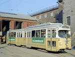 København / Kopenhagen Københavns Sporveje SL 16 (DÜWAG/Kiepe-GT6 881) København N, Nørrebro, Straßenbahnbetriebsbahnhof Nørrebro am 13. September 1969. - Scan eines Farbnegativs. Film: Kodak Kodacolor X.