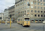 København / Kopenhagen Københavns Sporveje SL 16 (DÜWAG/Kiepe-GT6 883) København K, Zentrum, Frederiksborggade / Nørre Voldgade / Nørreport Station (: DSB-Bahnhof Nørreport) am 27. März 1970.