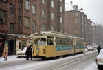 København / Kopenhagen Københavns Sporveje SL 5 (DÜWAG-GT6 900) Amagerbro (København S), Holmbladsgade am 21. Dezember 1969. - Der Gelenktriebwagen 900 gehörte zur Serie 801-900; er wurde im Frühling 1968 in Betrieb genommen. - Scan von einem Farbnegativ. Film: Kodacolor X.