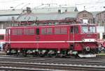 Die 211 001-3 rollt ...  Eric Otten 08.04.2010
