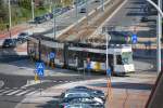  Kusttram f�hrt durch Nieuwpoort-Bad in Richtung De Panne (25. August ...