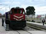 de24000 TCDD-DE24144
am derzeitigen provisorischen Streckenende in Ulukent kurz vor Izmir.
Die Strecke nach Izmir hinein ist wegen der derzeit stockenden Elektrifizierung f�r den Vorortverkehr gesperrt.
15.04.09
