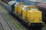 deutsche-bahn-gleisbau-gmbh-dbg 710 964 mit Schwesterlok am 23.05.2010 in Hof Hbf.