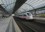 Hier 605 006-6 und ...  Alexander Borchardt 02.04.2010