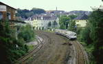 Als der 515 604-7 mit zwei 815 am 16.05.1993 die Wuppertaler Nordbahn im Rahmen einer Sonderfahrt befährt, ist von den einst umfangreichen Gleisanlagen in Wuppertal-Wichlinghausen nicht mehr viel