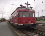 Der Turmtriebwagen 701 076-2 des Bahnservice Mannheim steht am 30. Juli 2011 im Bahnhof Bamberg abgestellt.
