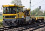 Robel Gleiskraftwagen 54.22 der DB Netzinstandhaltung bei Staffelstein am 02.05.2012.